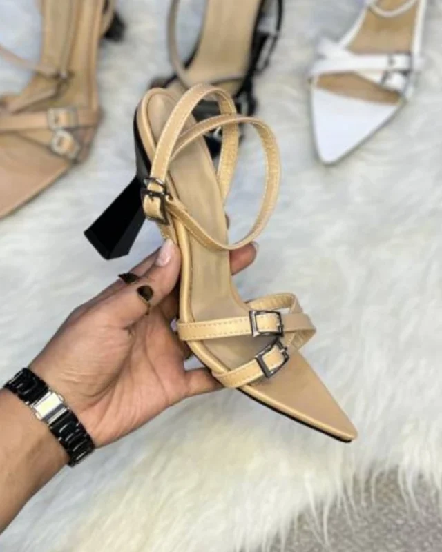 صندل پنجه باریک دوسگک با پاشنه ساعت شنی ۷سانت رنگ کرم
