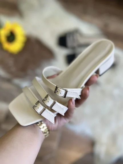 صندل مرسا سه سگک مرسا رنگ سفید.